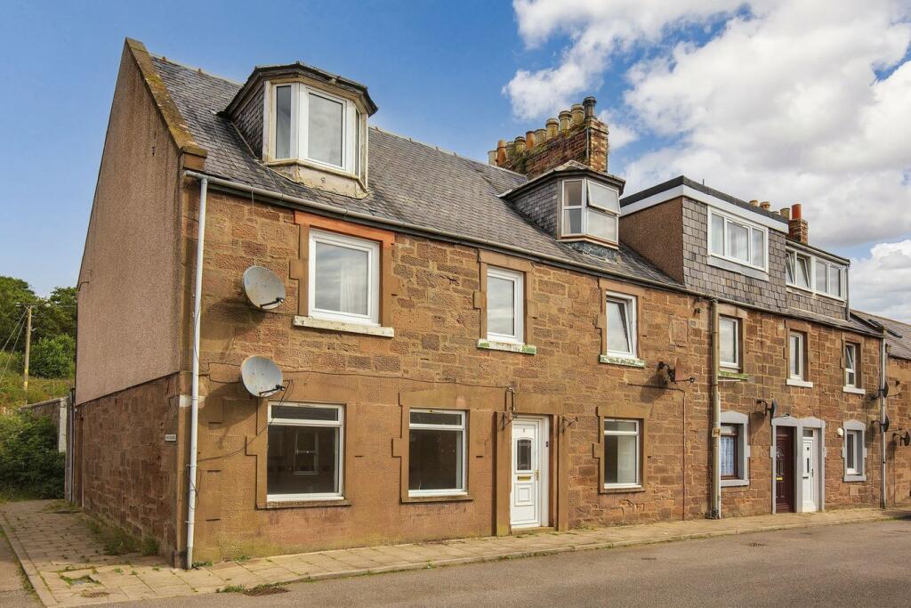 Thoms Buildings, Gourdon, DD10