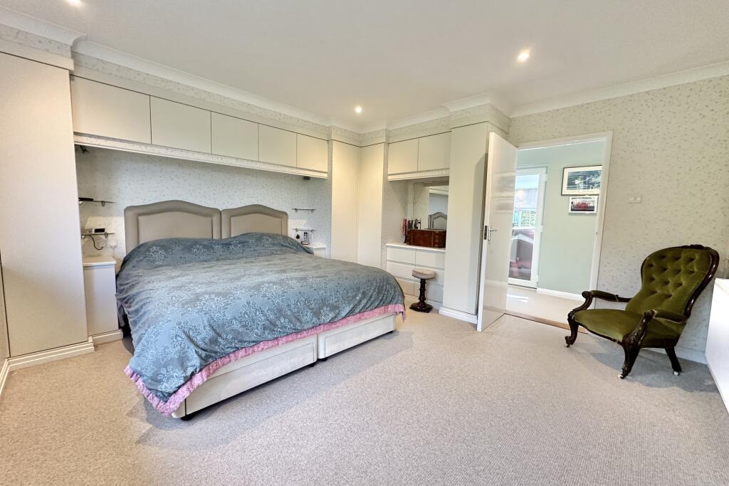 Additional image 13 of Radnor Cliff Crescent, Sandgate, Kent