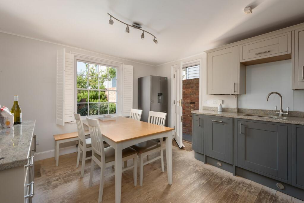 Additional image 6 of Island Wall, Whitstable, CT5