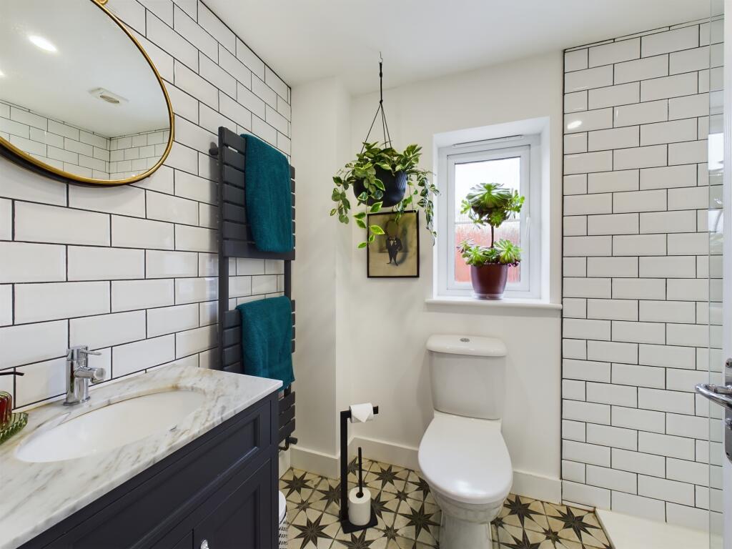 Additional image 19 of Persian Close, City Point