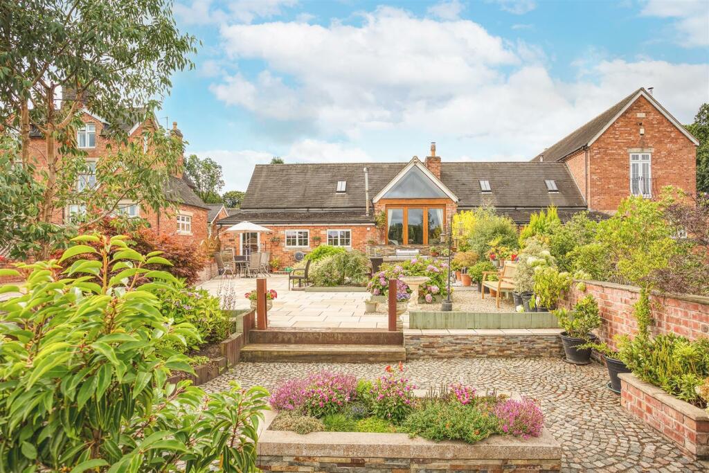 Additional image 35 of East Barn, Woodside, Morley, Derbyshire