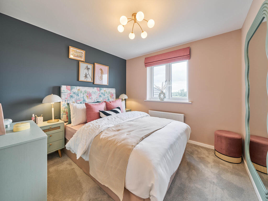 Additional image 15 of Glasshouse Lane,
Kenilworth,
Warwickshire
CV82AJ