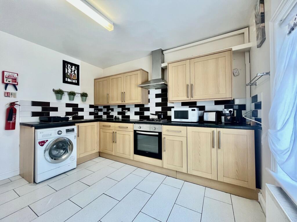 Additional image 12 of Warwick Road, Kenilworth