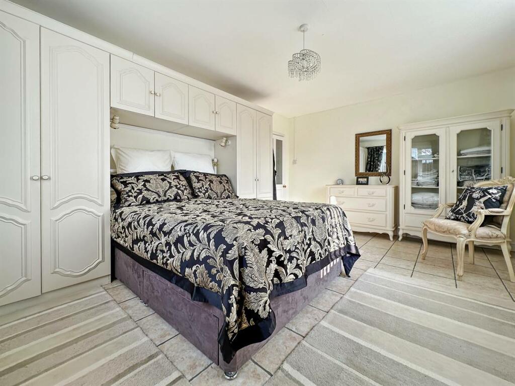 Additional image 12 of Lonsdale Avenue, Margate