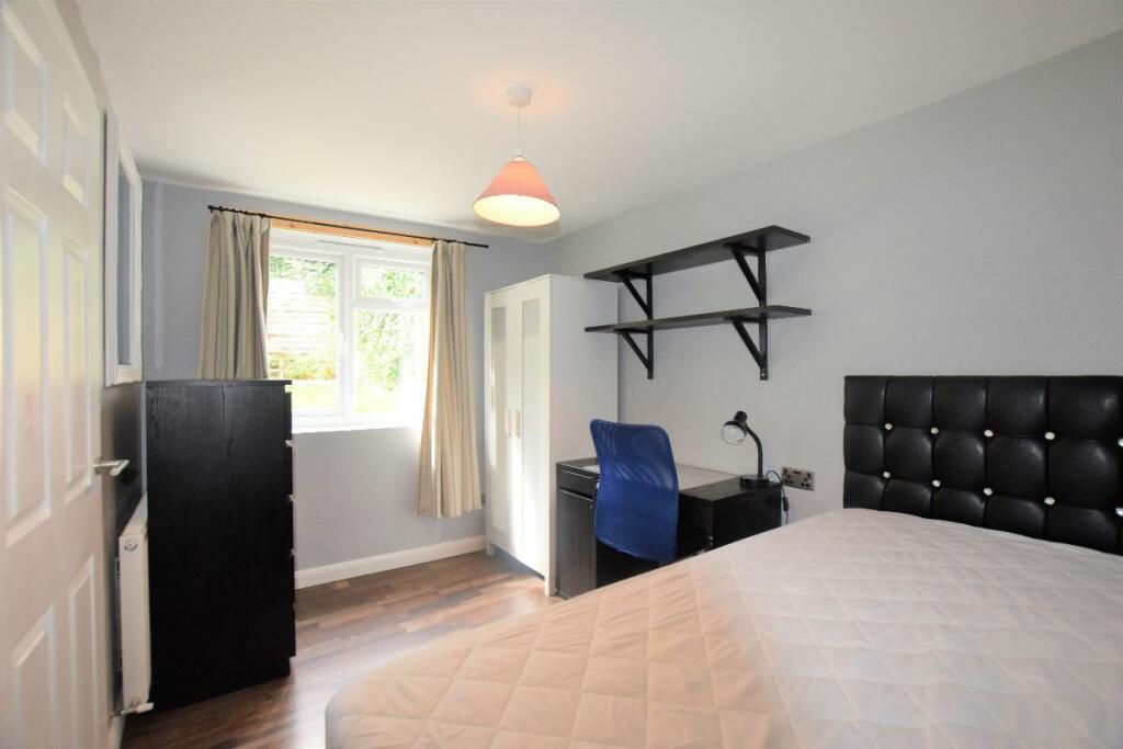 Additional image 11 of 7 Bed Student Home - 91 Tenterden Drive