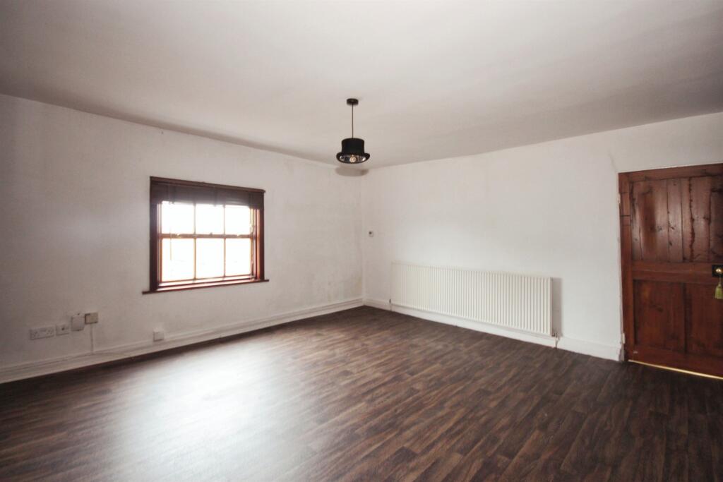 Additional image 8 of Upper Cape, Warwick