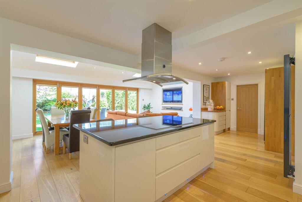 Additional image 3 of Kensington Drive, Willaston, Nantwich