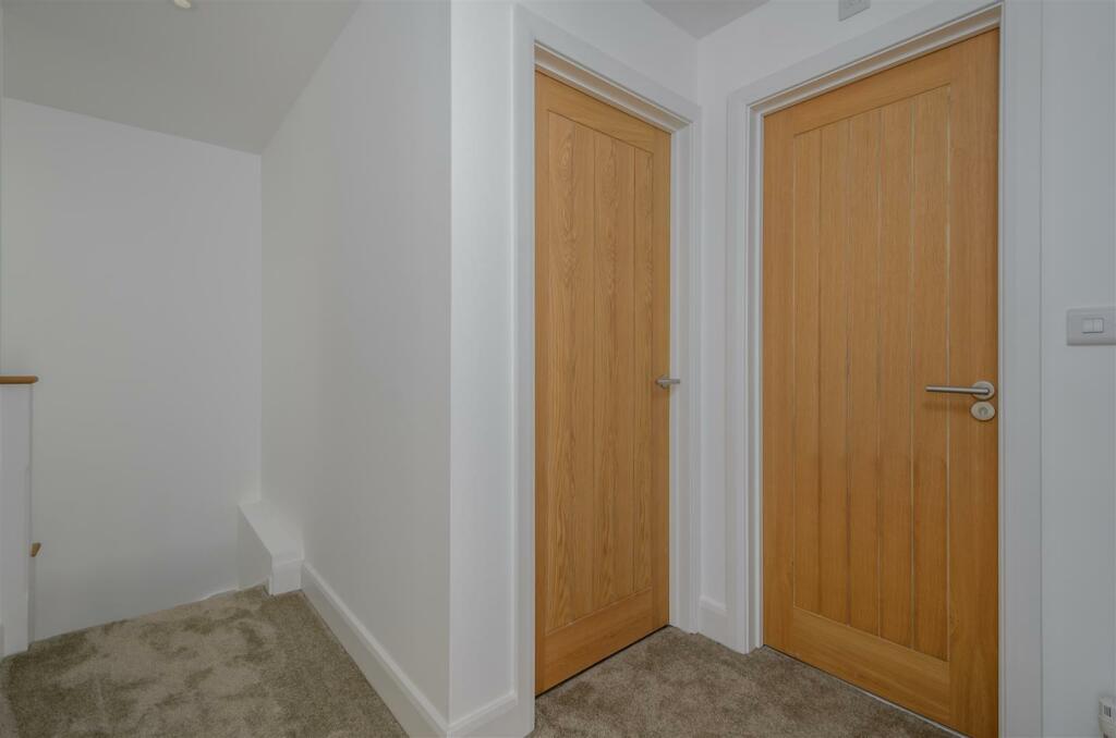 Additional image 14 of Meadow View, Higham Lane, Stoke Golding.