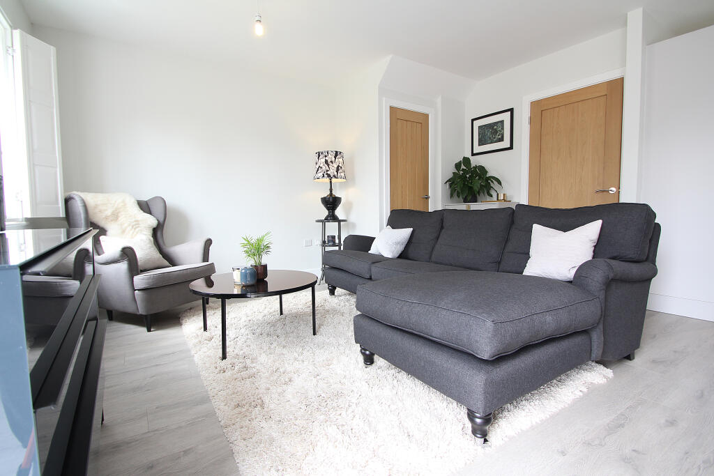 Additional image 33 of Birmingham Road, Stoneleigh, CV8