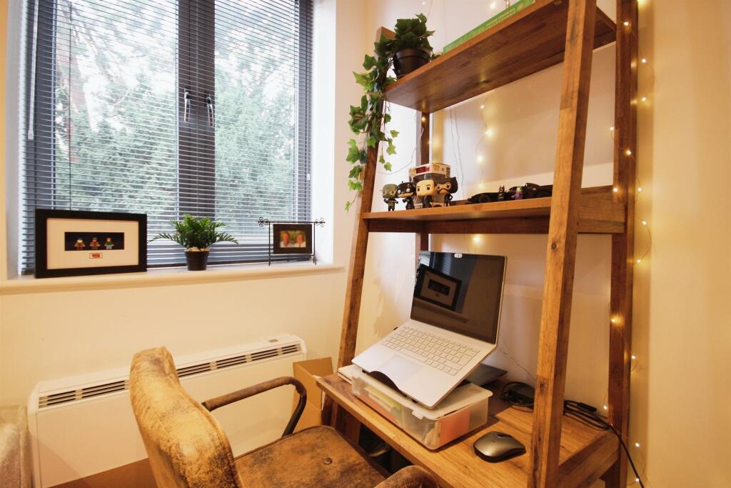 Additional image 4 of Wharf Street, WARWICK