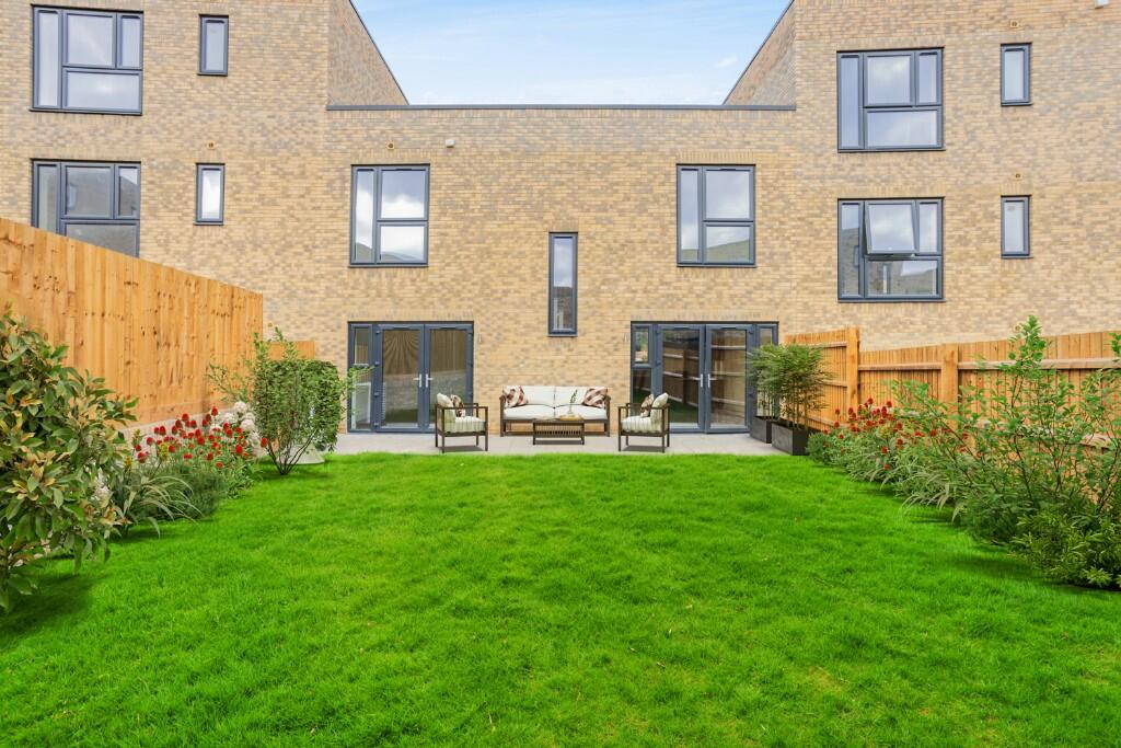 Additional image 12 of Bronze Walk,
Erith,
DA8 1FH