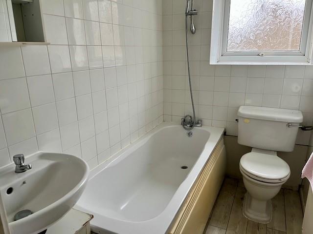 Additional image 7 of Caling Croft, New Ash Green, Longfield