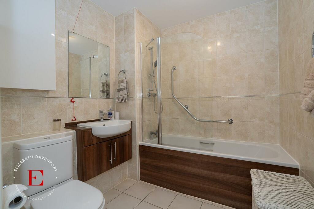 Additional image 8 of Waverley Road, Kenilworth