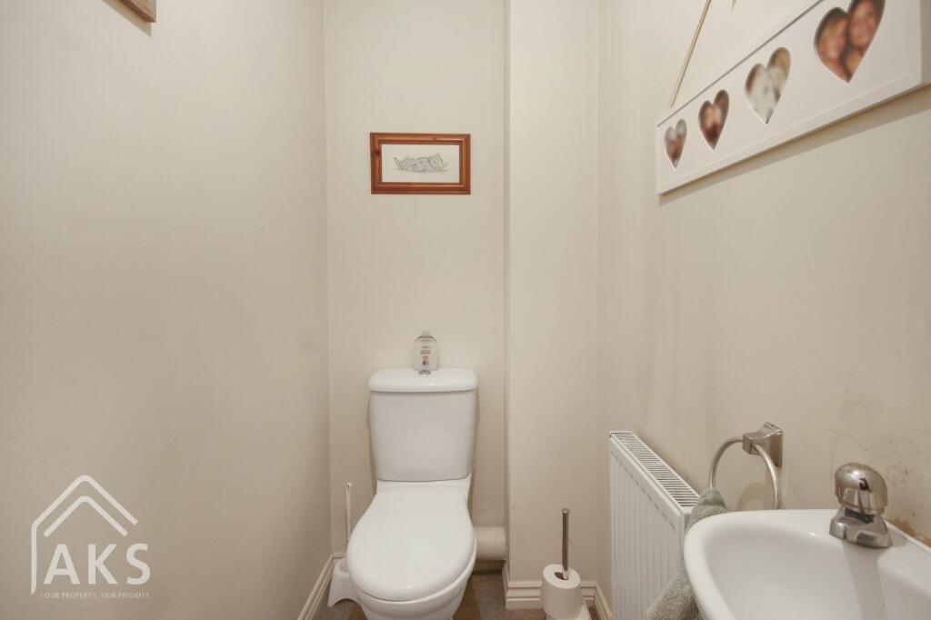 Additional image 10 of Avon Way, Hilton, DE65