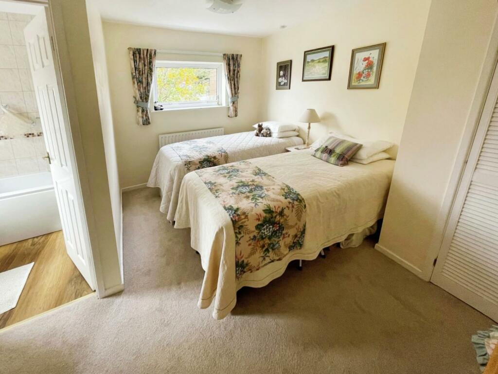 Additional image 19 of Dog Lane, Napton, Southam