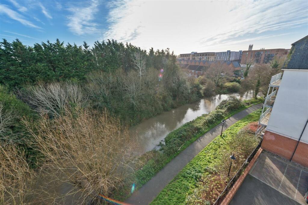 Additional image 9 of Westwood Drive, Canterbury