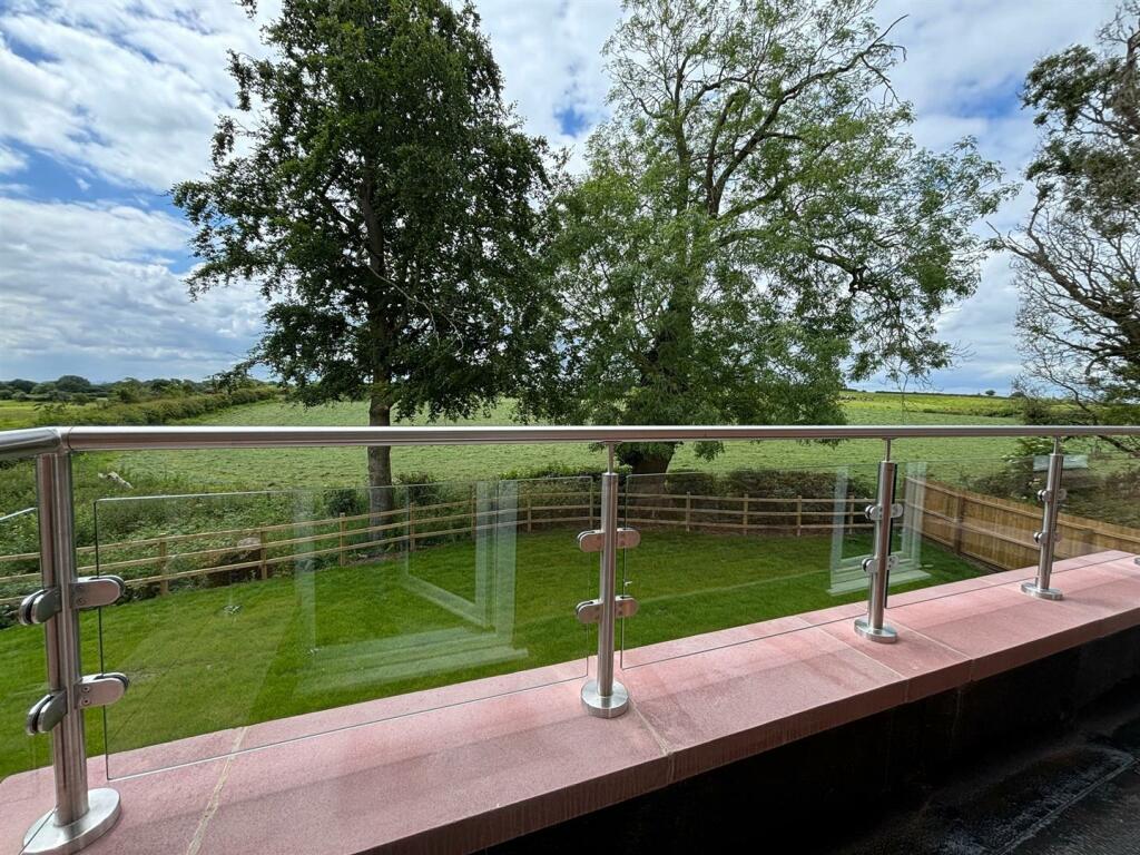 Additional image 31 of OPEN DAY: SATURDAY 15 FEBRUARY BETWEEN 10AM - 1PM. 3 The Mayfair, Audlem Road, Woore