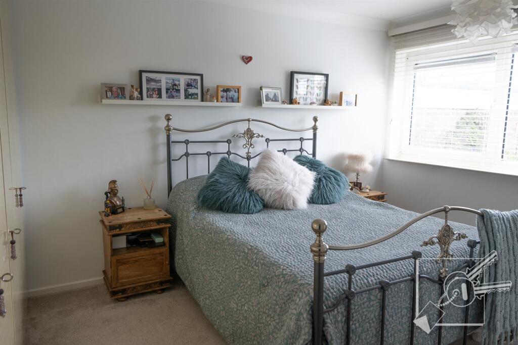 Additional image 7 of Leith Park Road, Gravesend