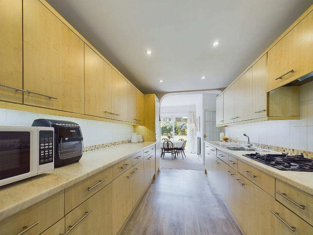 Additional image 8 of Springfield Road, Bexleyheath, Kent, DA7