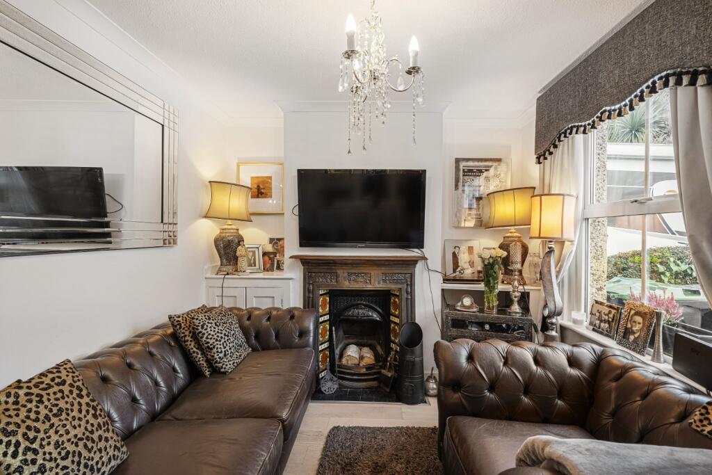 Additional image 5 of Wrotham Road, Meopham, Gravesend, Kent, DA13 0AS