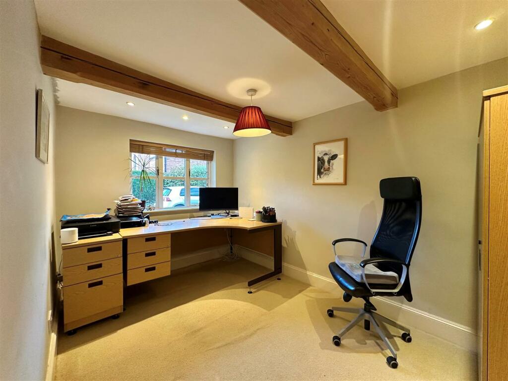 Additional image 19 of Colleys Lane, Willaston, Cheshire