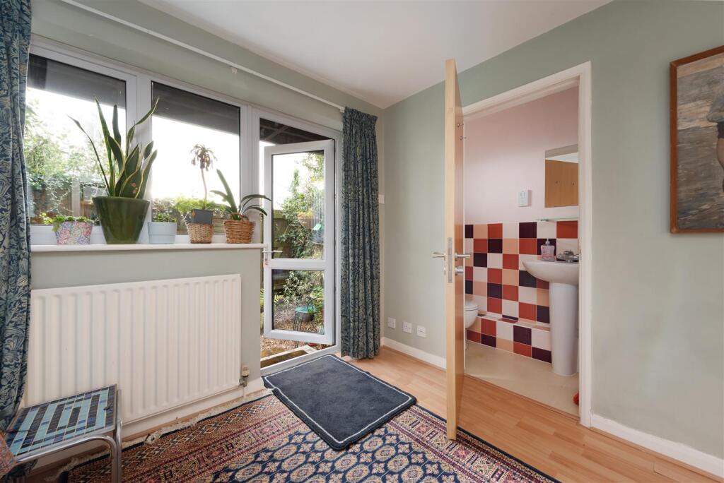 Additional image 11 of Island Wall, Whitstable