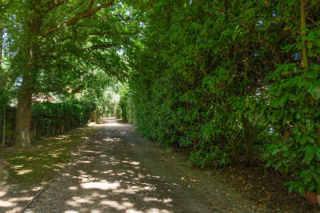 Additional image 25 of Royal Avenue, Whitstable