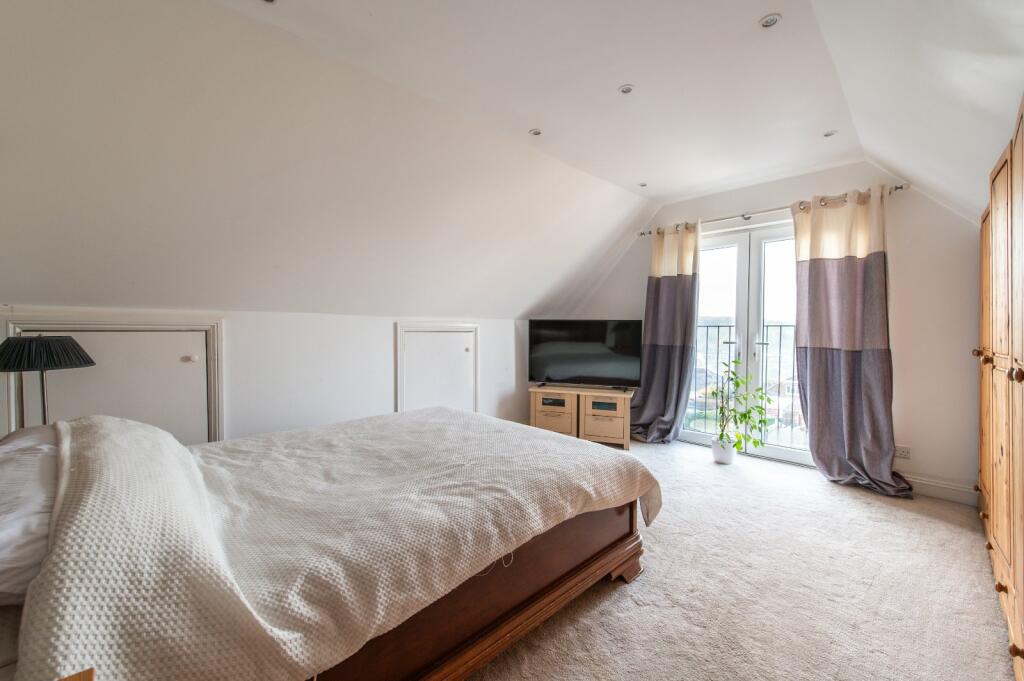 Additional image 9 of Lewis Road, Istead Rise, Gravesend, Kent, DA13