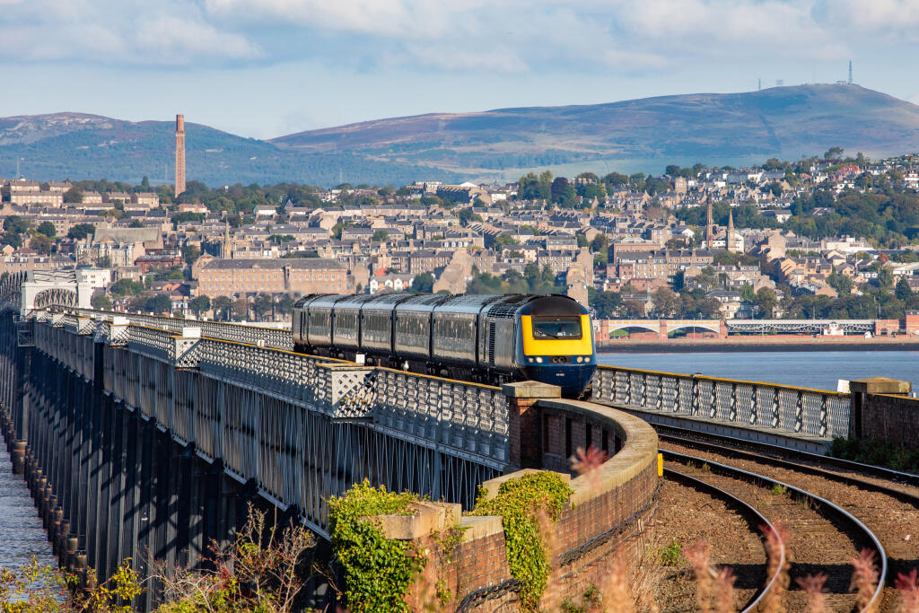 Additional image 19 of Mains Loan, 
Dundee, 
DD4 7DF