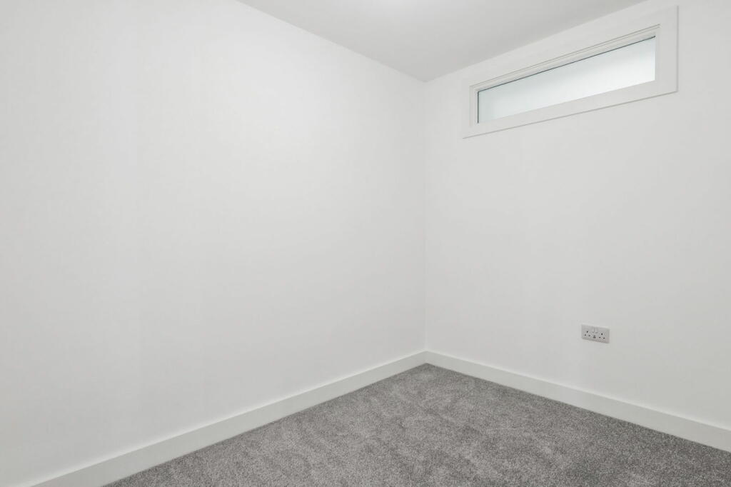 Additional image 7 of Brandon Parade, Leamington Spa, Warwickshire, CV32 4BZ