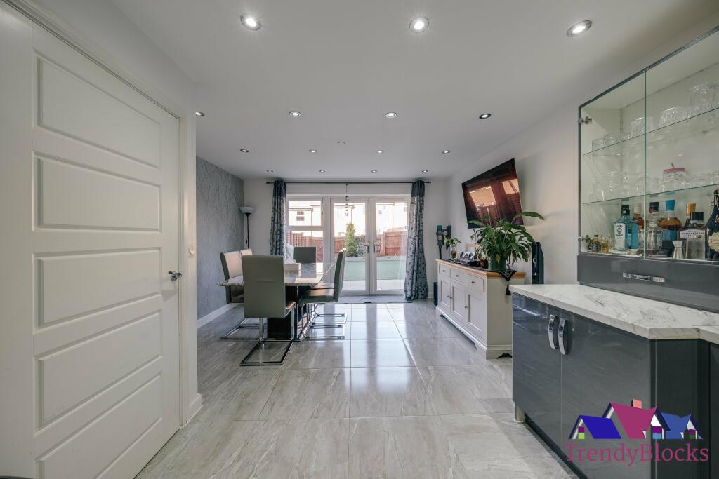 Additional image 14 of Burroughs Drive, Dartford, Kent, DA1