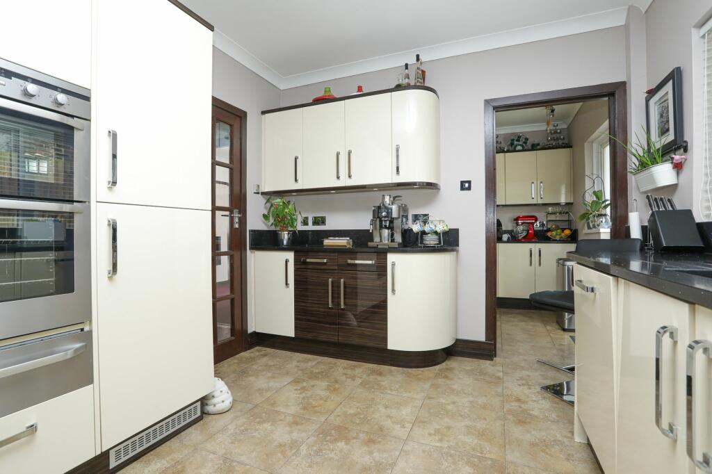 Additional image 9 of Royal Esplanade, Margate, CT9