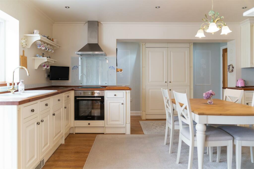 Additional image 11 of High Moor House, Flash Lane, Darley Moor, DE4 5LJ