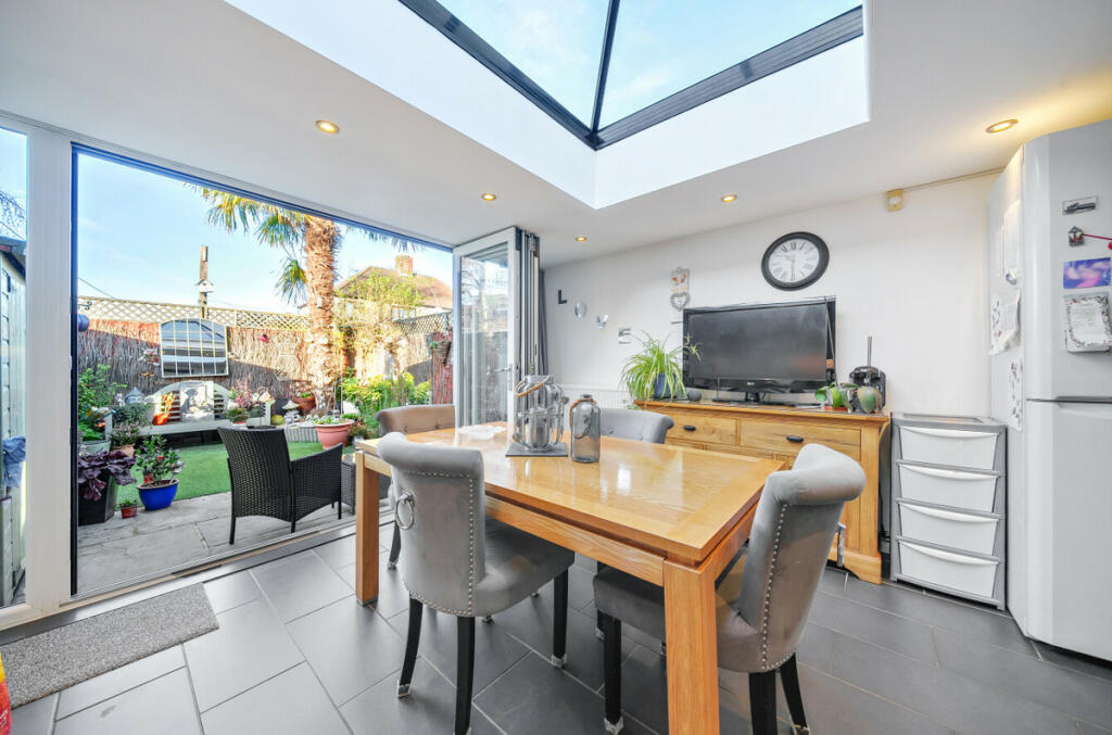 Additional image 21 of Fen Grove, Sidcup, DA15 8QQ