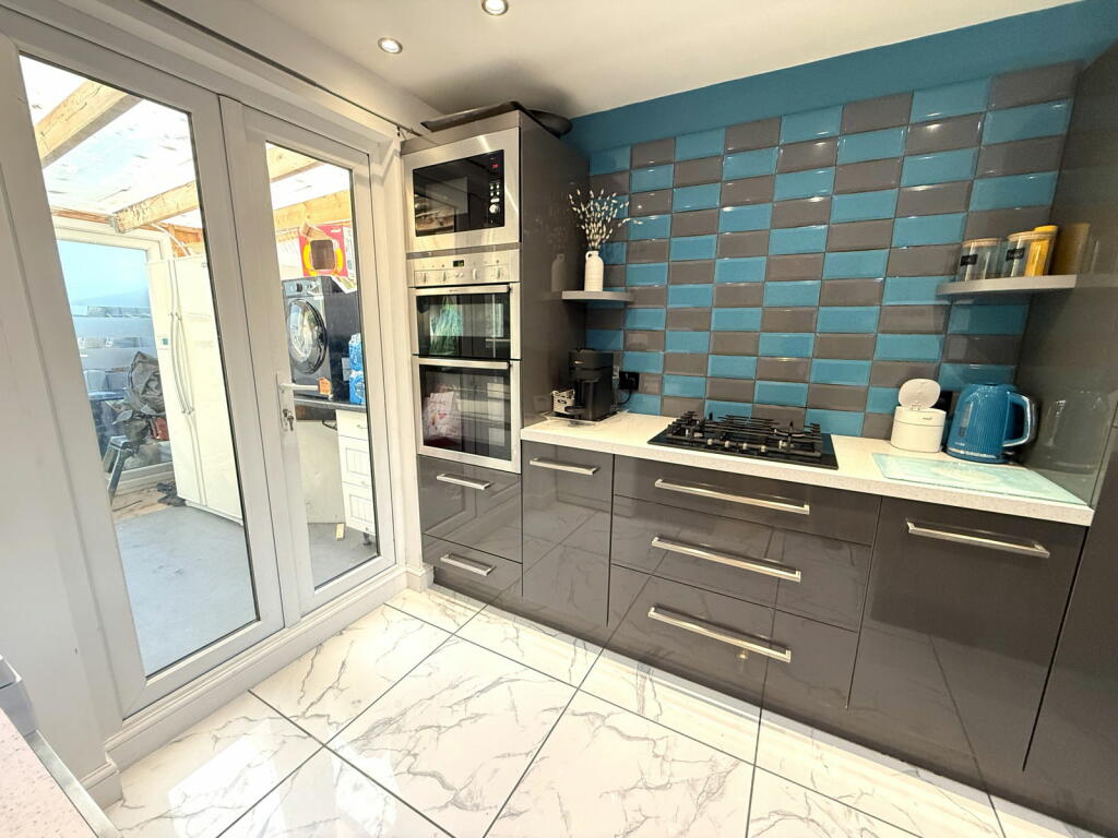 Additional image 9 of Faultlands Close, Nuneaton, CV11 4SL