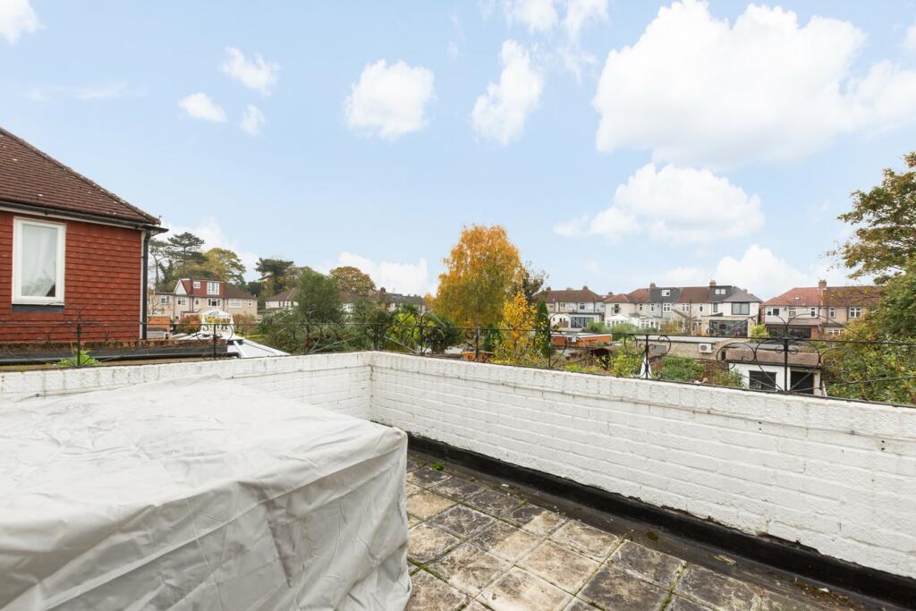 Additional image 15 of Crofton Avenue, Bexley, DA5