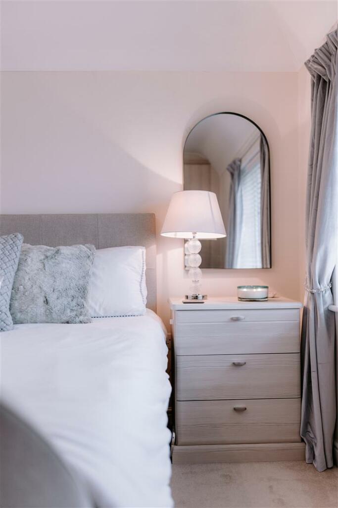 Additional image 19 of Immaculate detached Redrow property on prized cul-de-sac