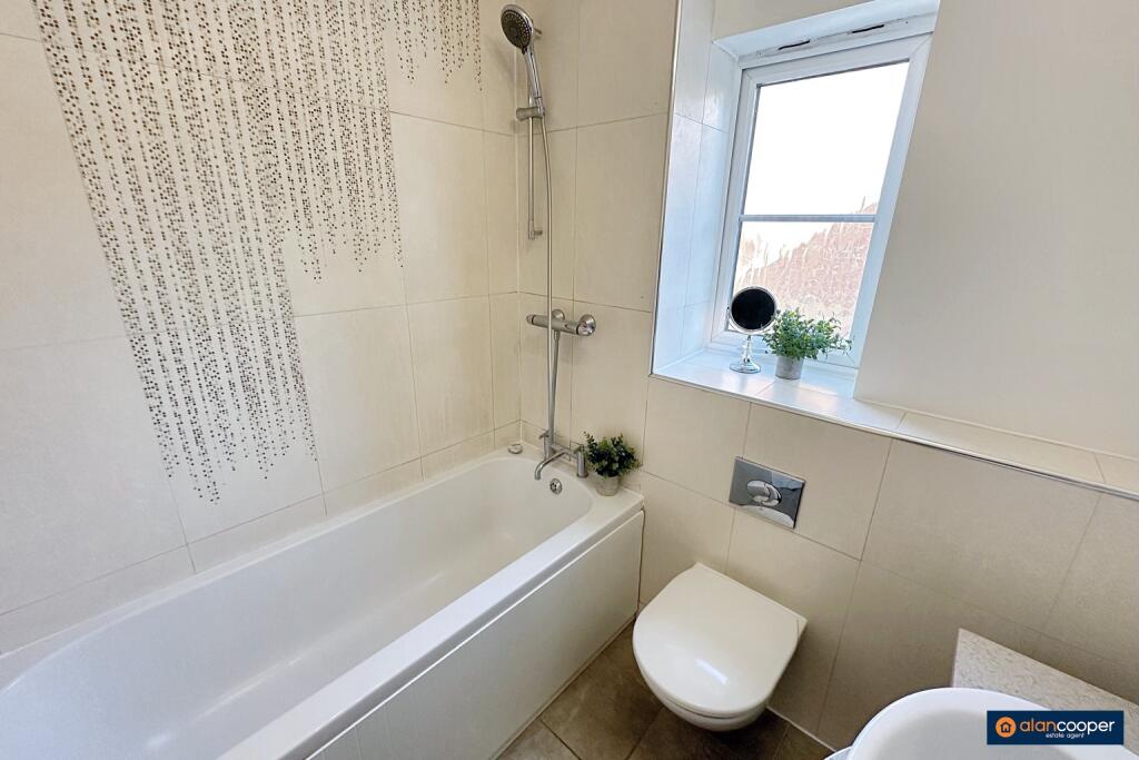 Additional image 10 of Penshurst Way, Maple Park, Nuneaton, CV11 4XN