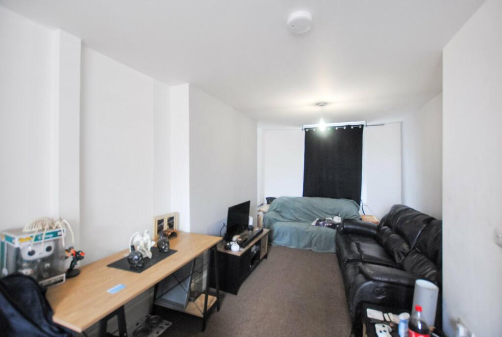 Additional image 2 of Harmer Street, Gravesend, Kent, DA12