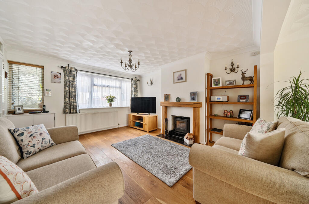 Additional image 2 of Barfield, Sutton At Hone, Dartford, Kent, DA4