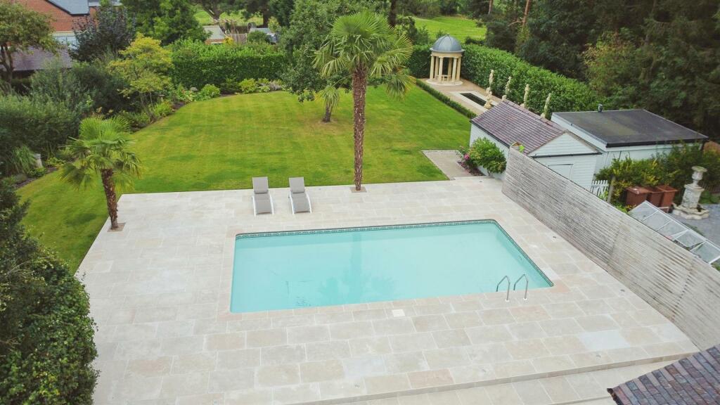 Additional image 2 of Main Street, Congerstone