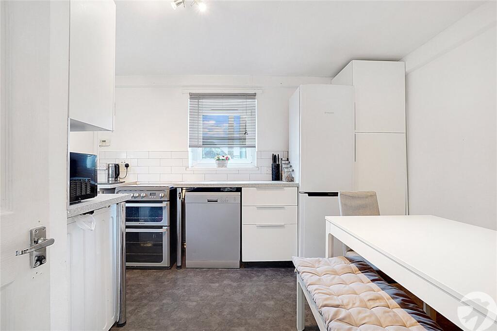 Additional image 4 of Fountain Walk, Northfleet, Gravesend, Kent, DA11