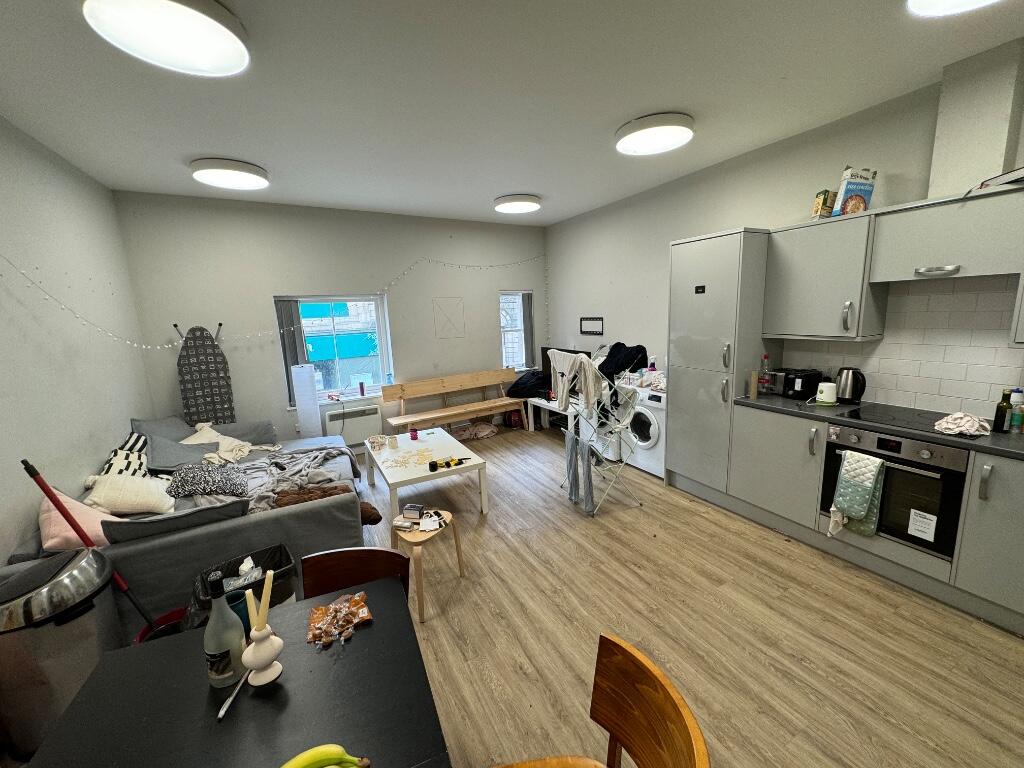 Additional image 6 of 72 North Road, Durham City, DH1