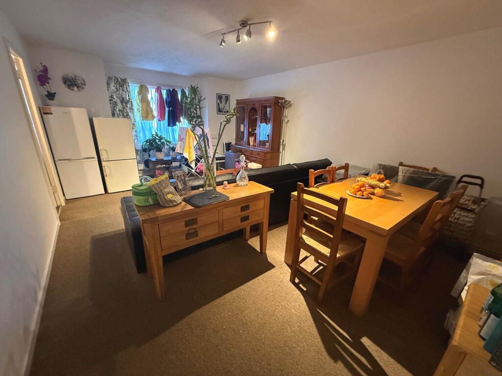 Additional image 4 of Waterfield Close, Belvedere  ** VIDEO & 3D FLOORPLAN AVAILABLE **