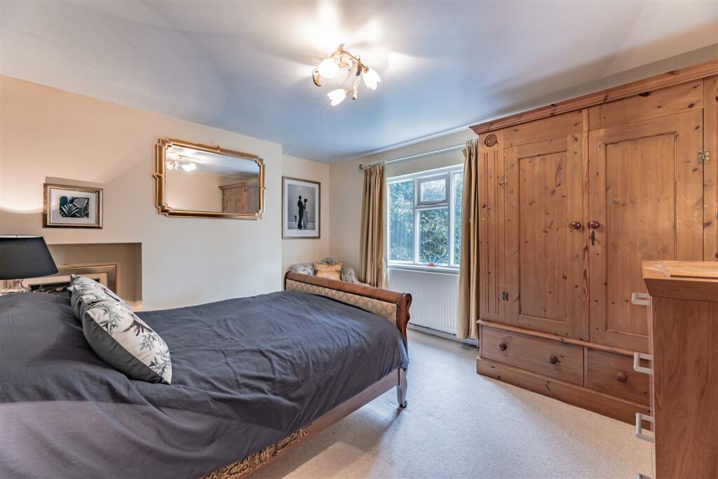 Additional image 30 of Exceptional detached period property tucked away on a quiet leafy road