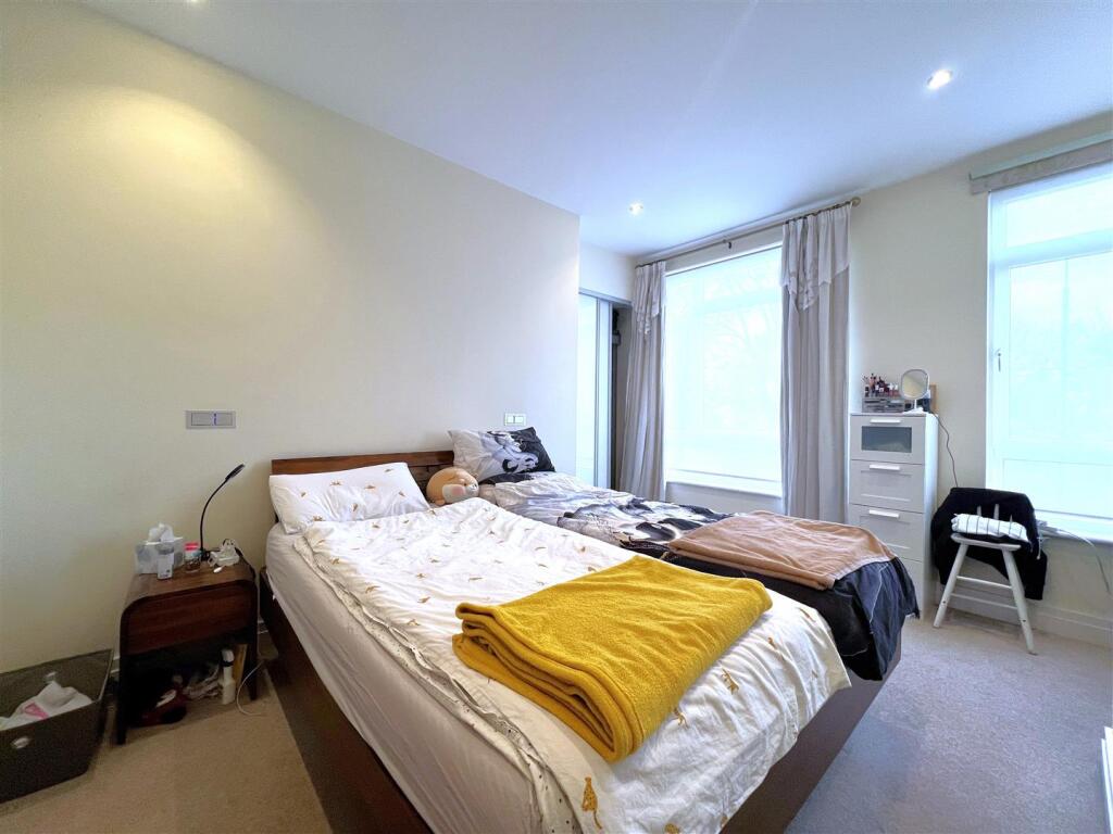 Additional image 13 of Clarendon Avenue, Leamington Spa