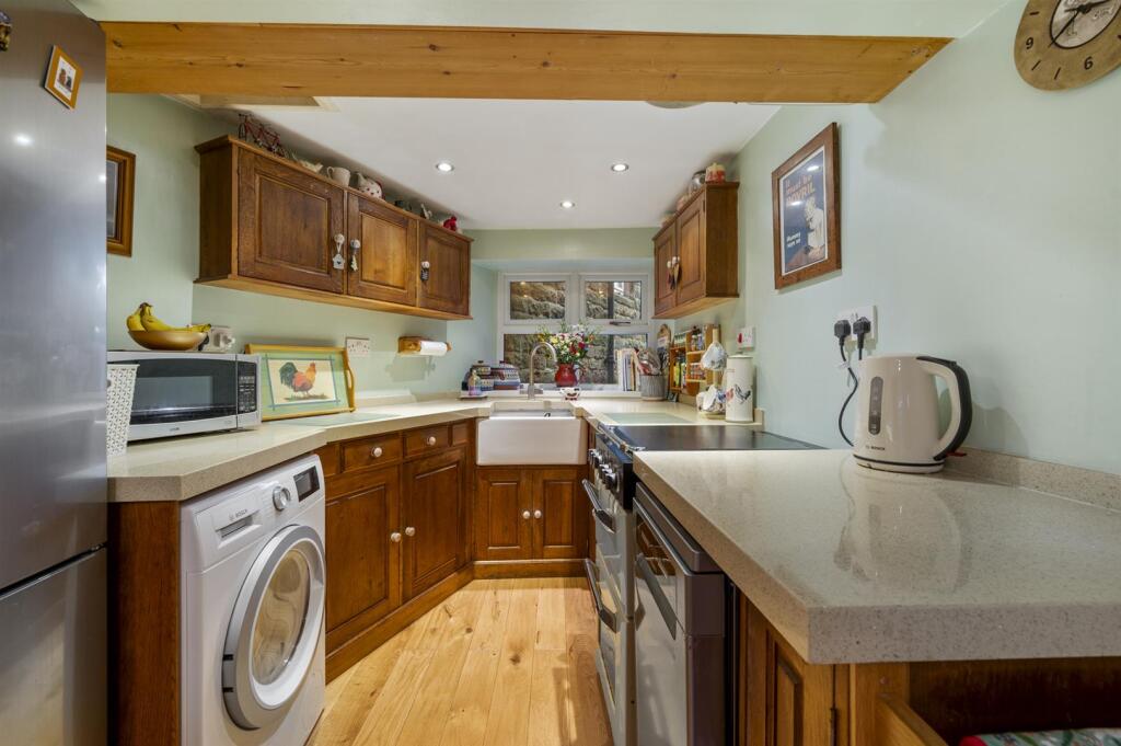 Additional image 6 of Yew Tree Hill, Holloway