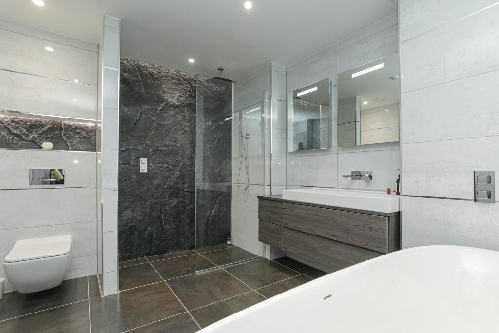 Additional image 11 of Encombe, Sandgate, CT20