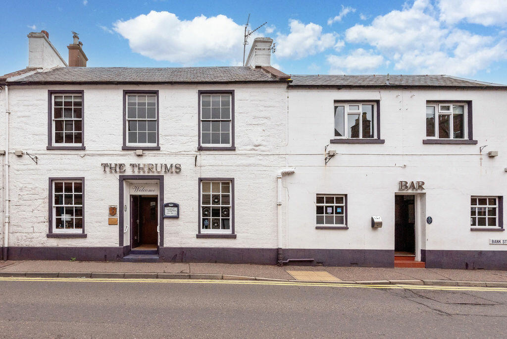 Thrums Hotel, 25 Bank Street, Kirriemuir, Angus