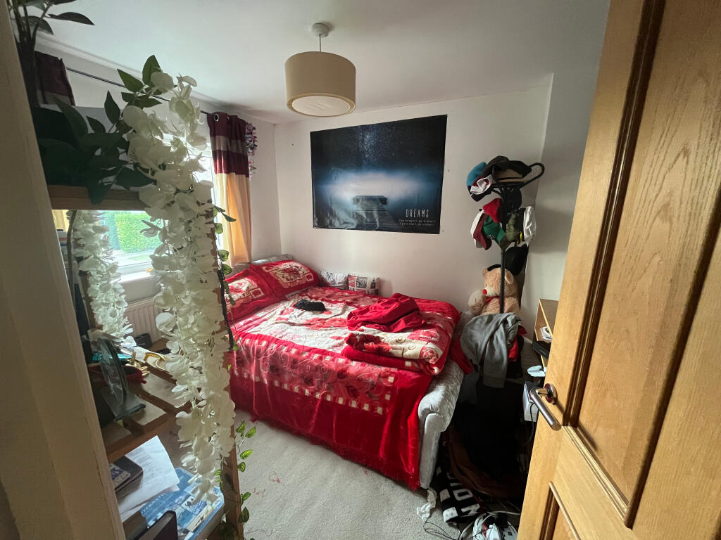 Additional image 5 of Lyndhurst Road